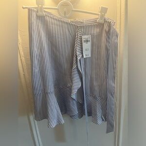 Abercrombie & Fitch lined stripe skirt.